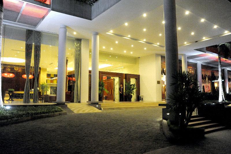Muong Thanh Holiday Hue Hotel Exteriér fotografie